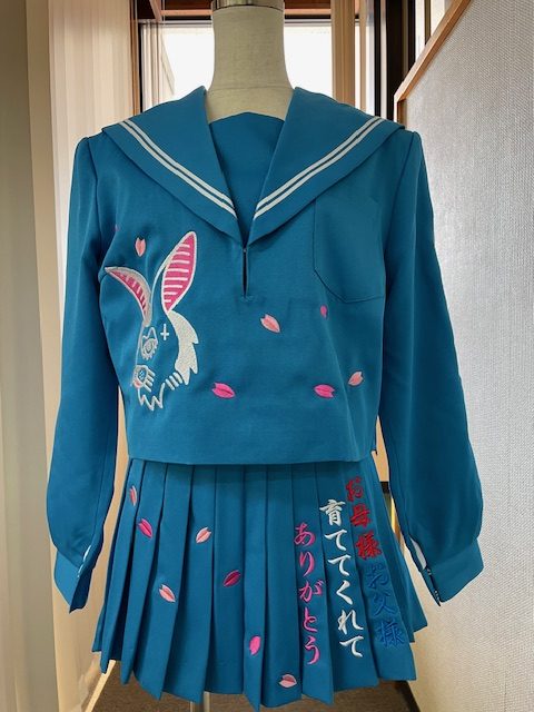 うさぎブルーセーラー